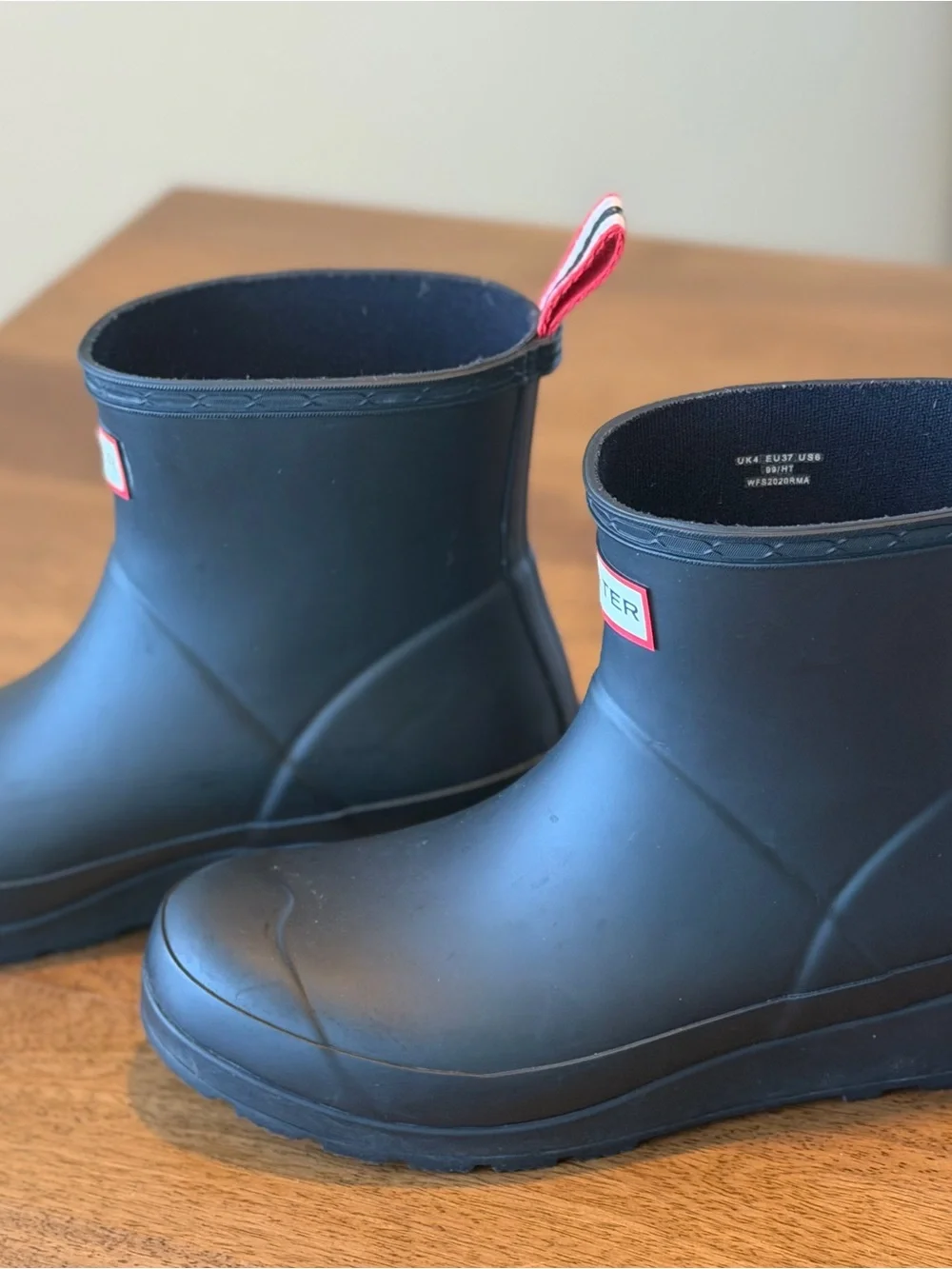 Hunter Black Short Waterproof Rain Boots with Pull Tabs
